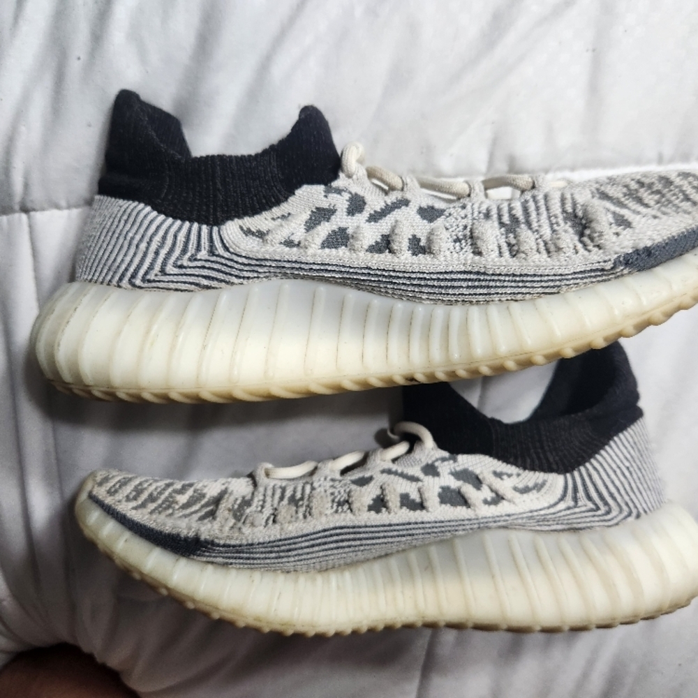 Adidas Yeezy Boost 350 V2 Zebra